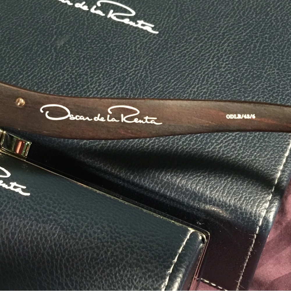 Oscar de la Renta black frame Dark Brown wood side Sunglasses - Picture 4 of 7